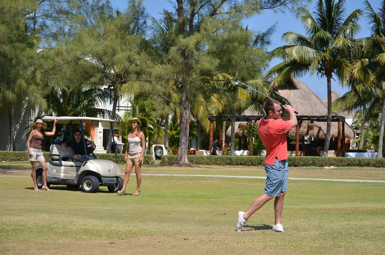 Laguna Suites Golf & Spa 坎昆 酒店